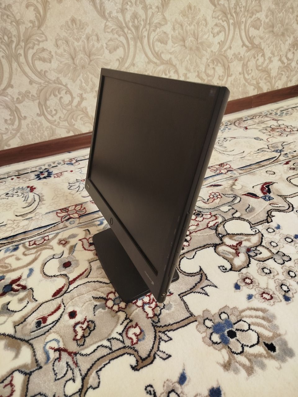 Монитор компьютера BENQ. Состояние отличное