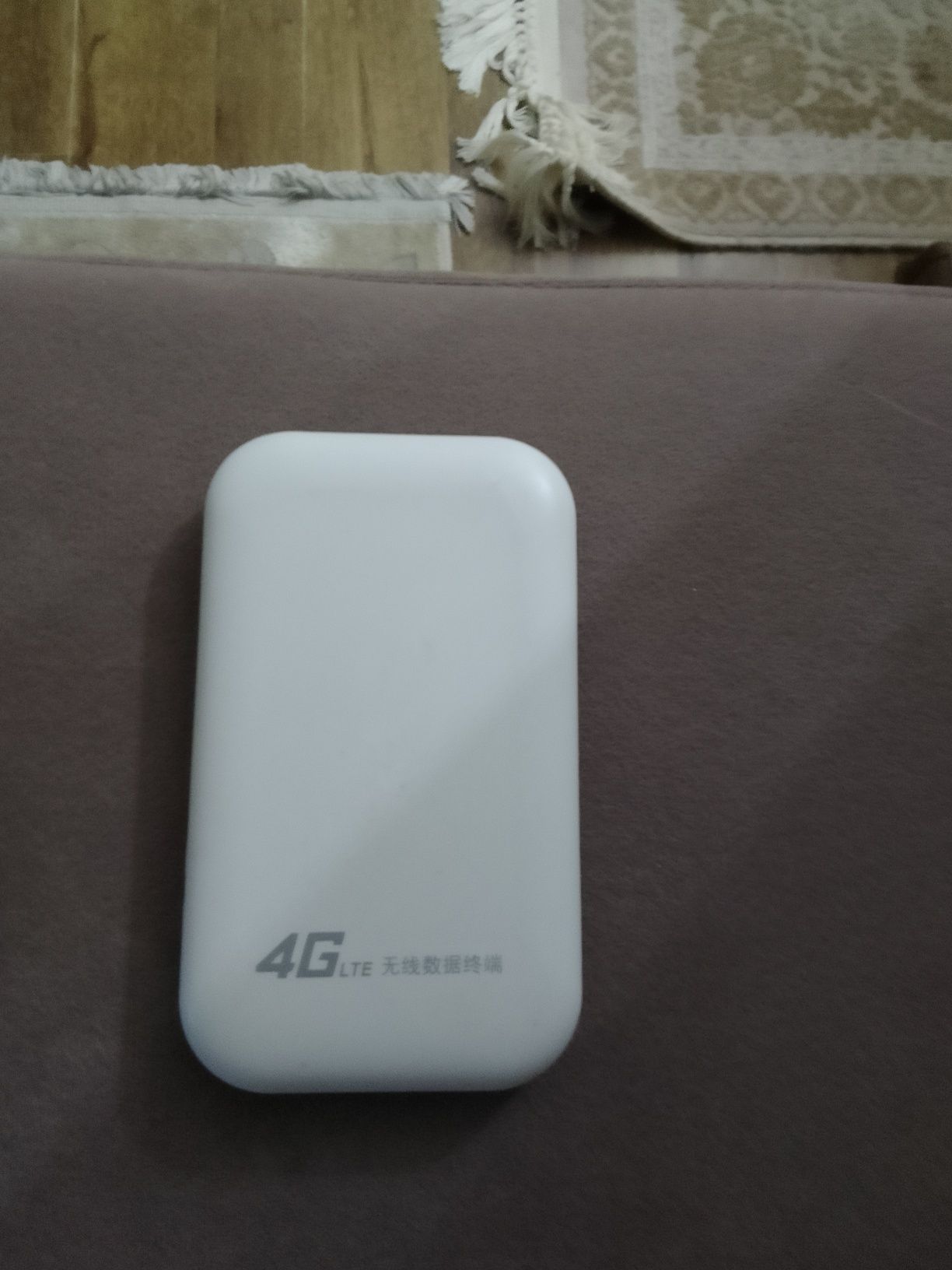 4G  LTE router sotiladi