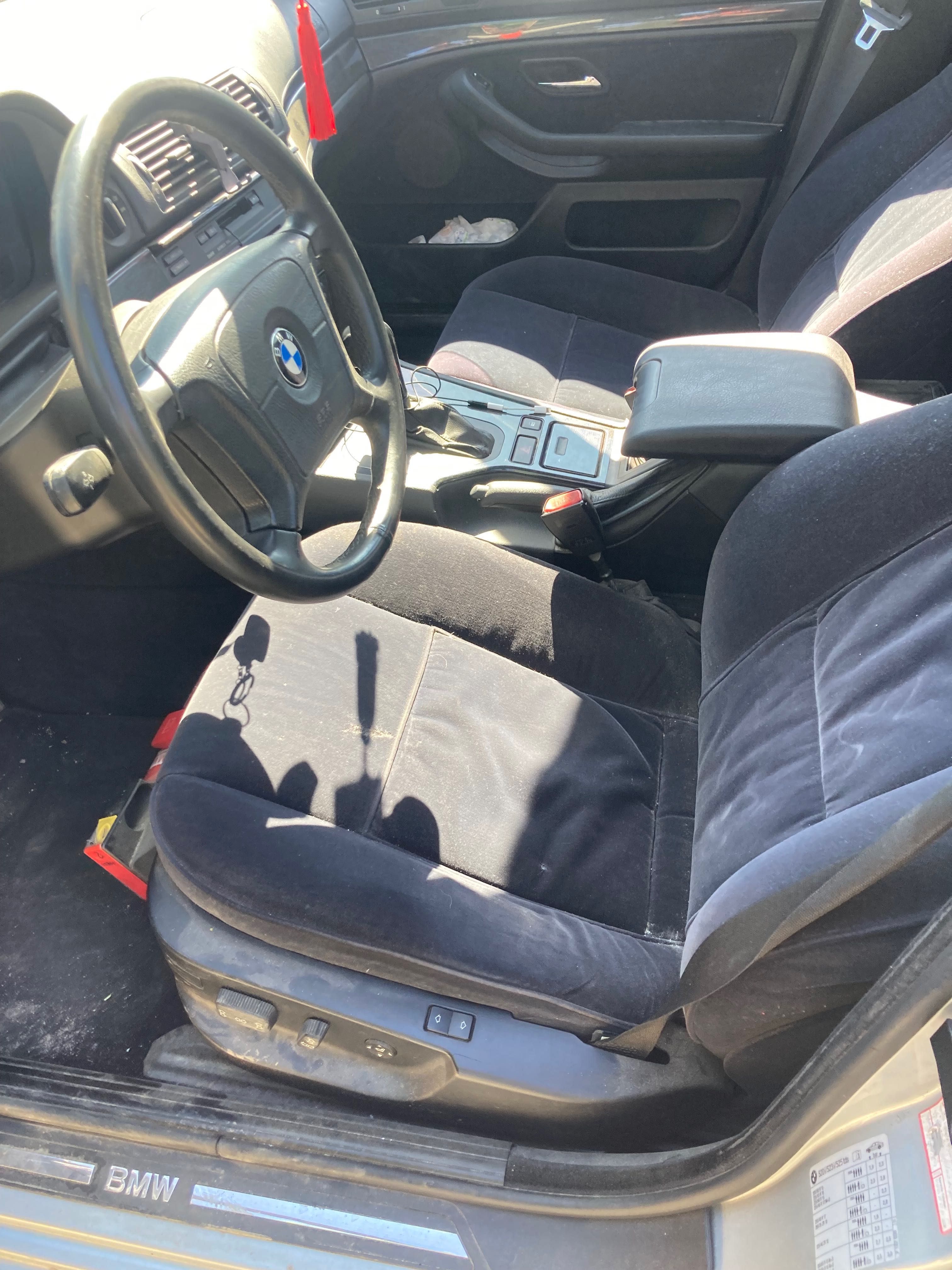 Vând sau schimb bmw e39, citi descrierea