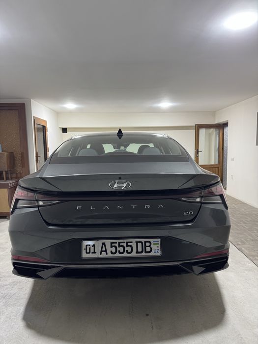 Hyundai Elantra продается
