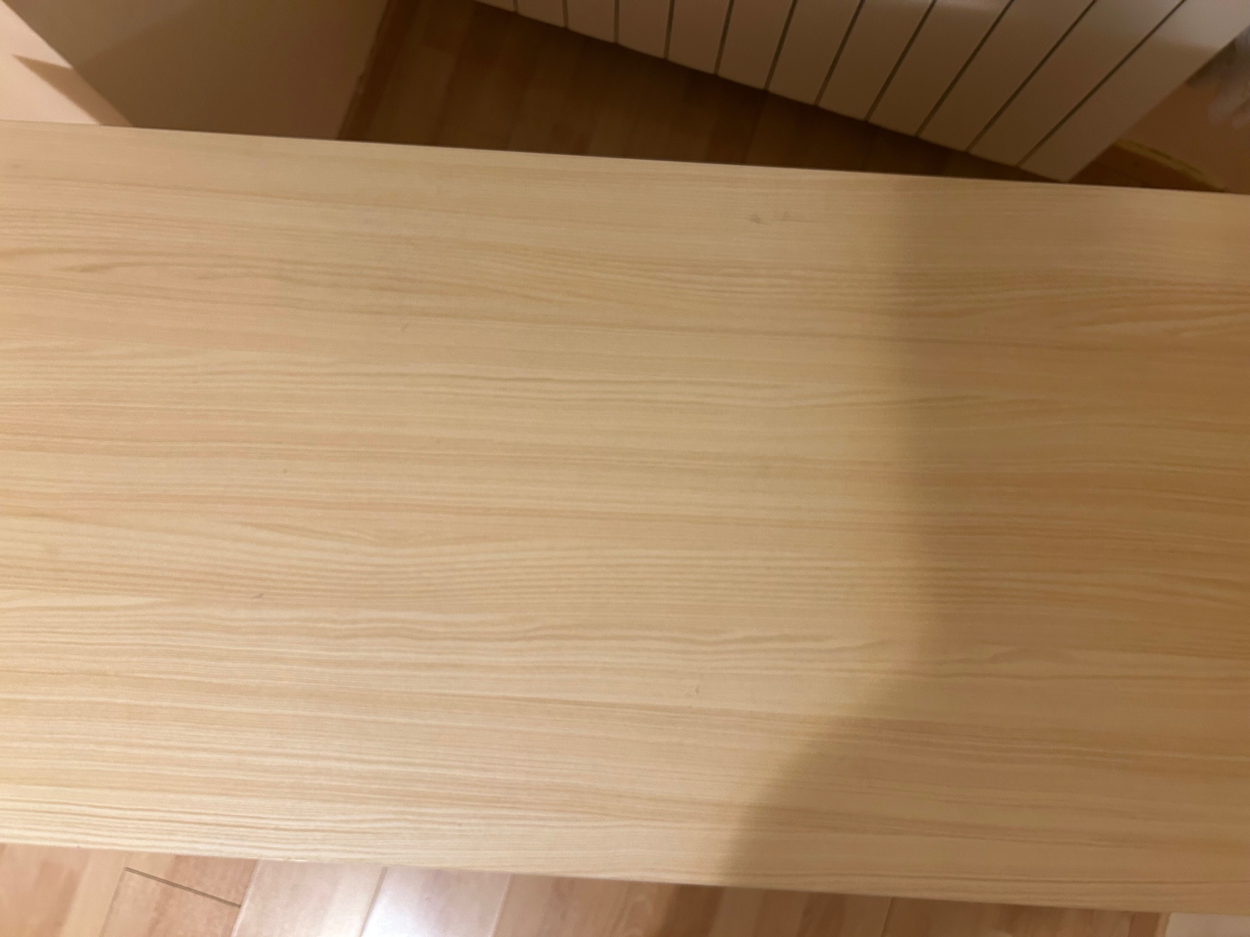 Бюро за детска стая 120*60см, само лично предаване