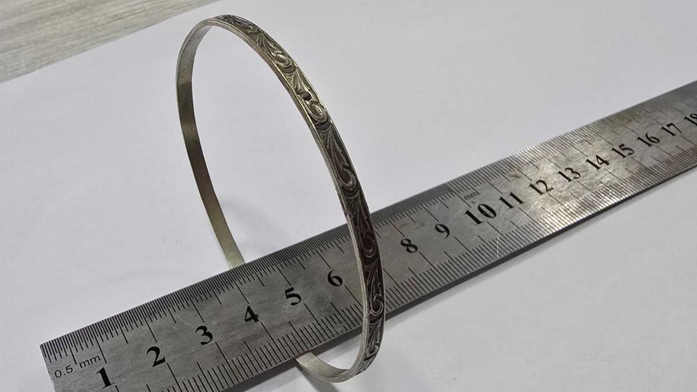 Сребърна гривна 925