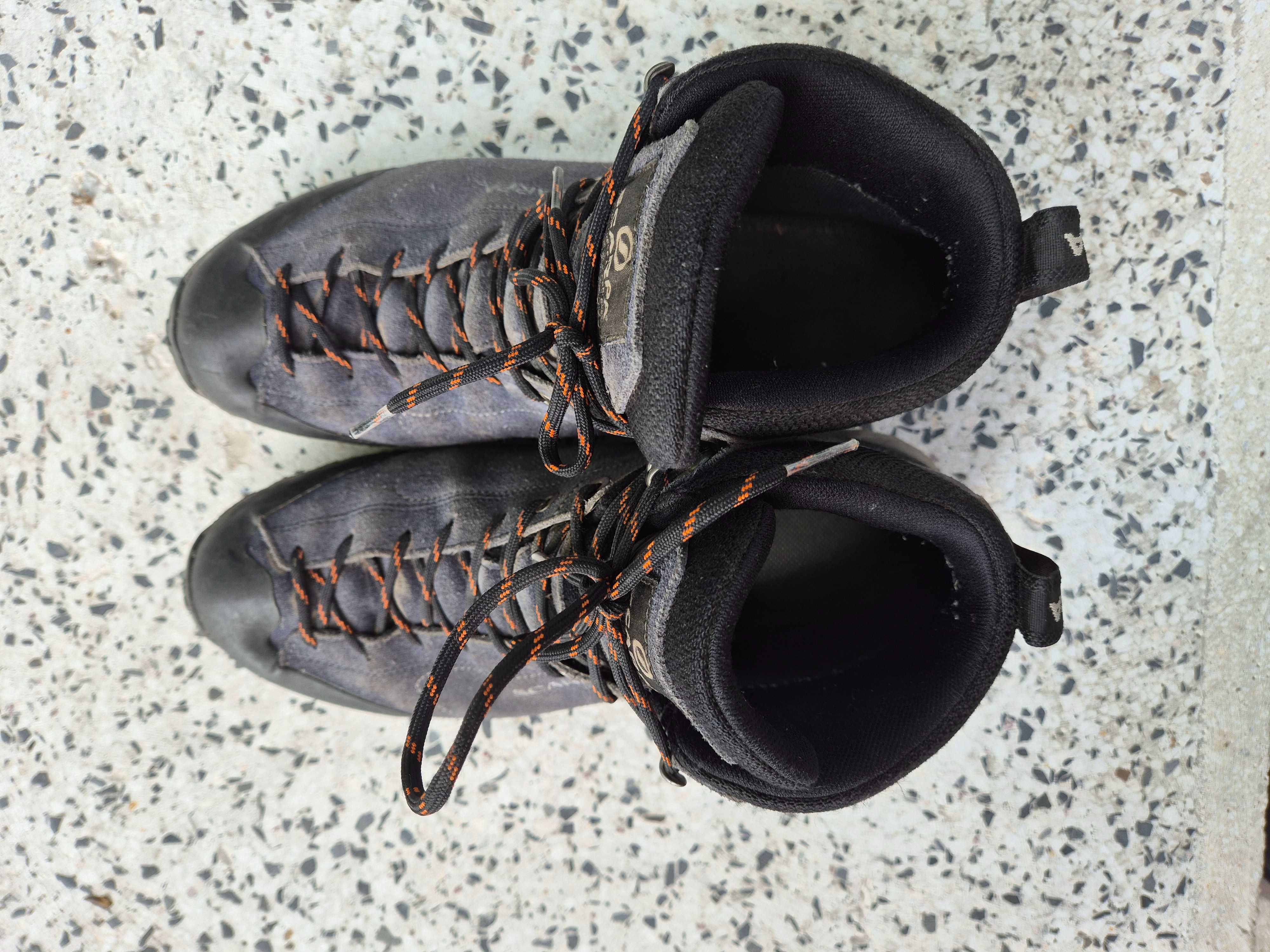 Мъжки обувки за туризъм/трекинг SCARPA Mojito Hike GTX