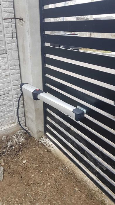 Porti automate cu telecomanda