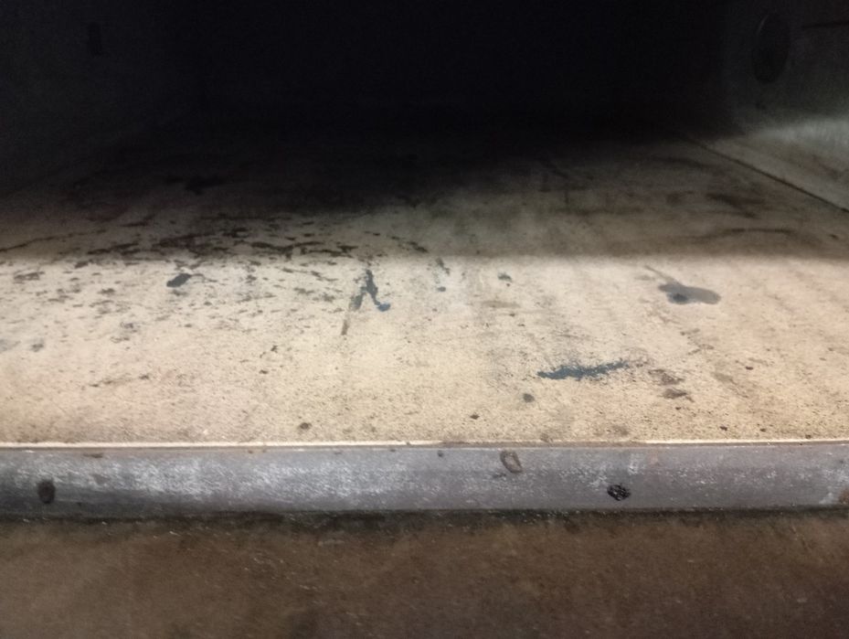 Професионална италианска пещ за пици и агнета + стойка