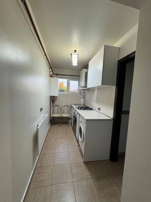 Vând  apartament decomandat