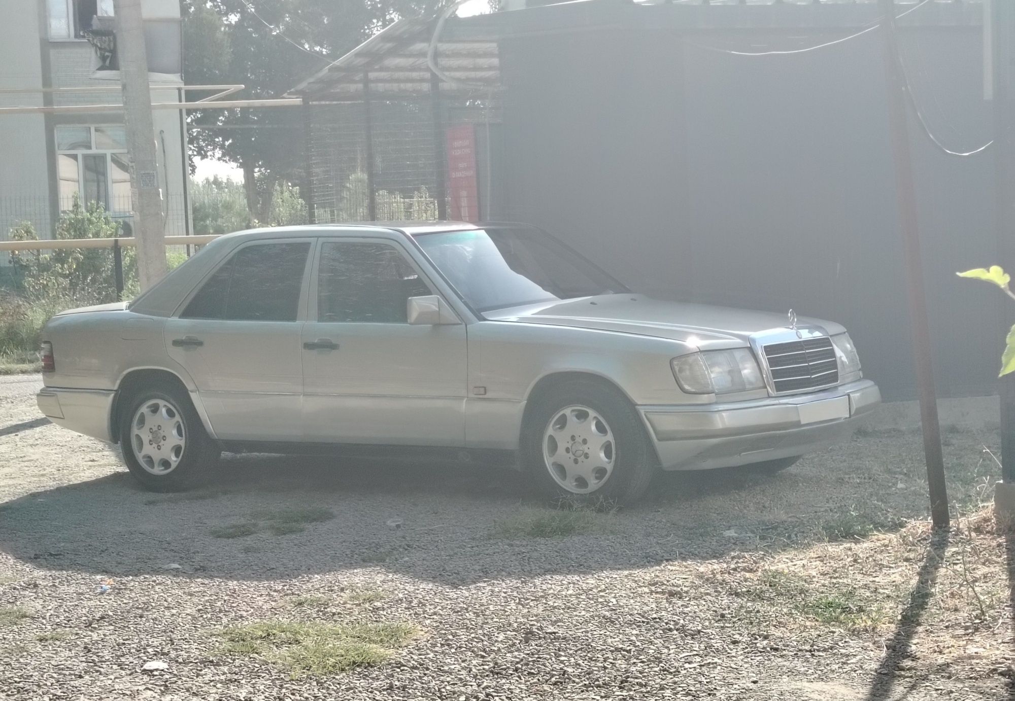 Mercedes Benz W124 волчок