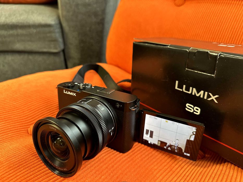 Panasonic Lumix S9 Full Frame Obiectiv 18-40mm