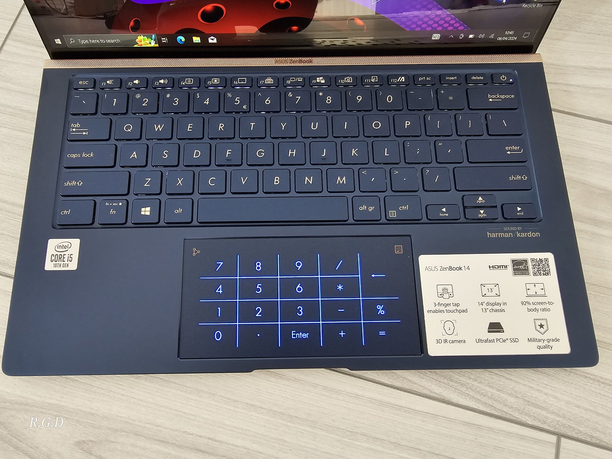 Asus Zenbook 14, a 10-a gen. Touchscreen