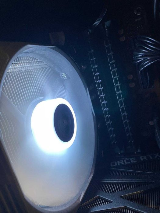 геймърски компютър – RTX 3060 Ti / i5-12600K / 32GB RAM / 1TB NVMe