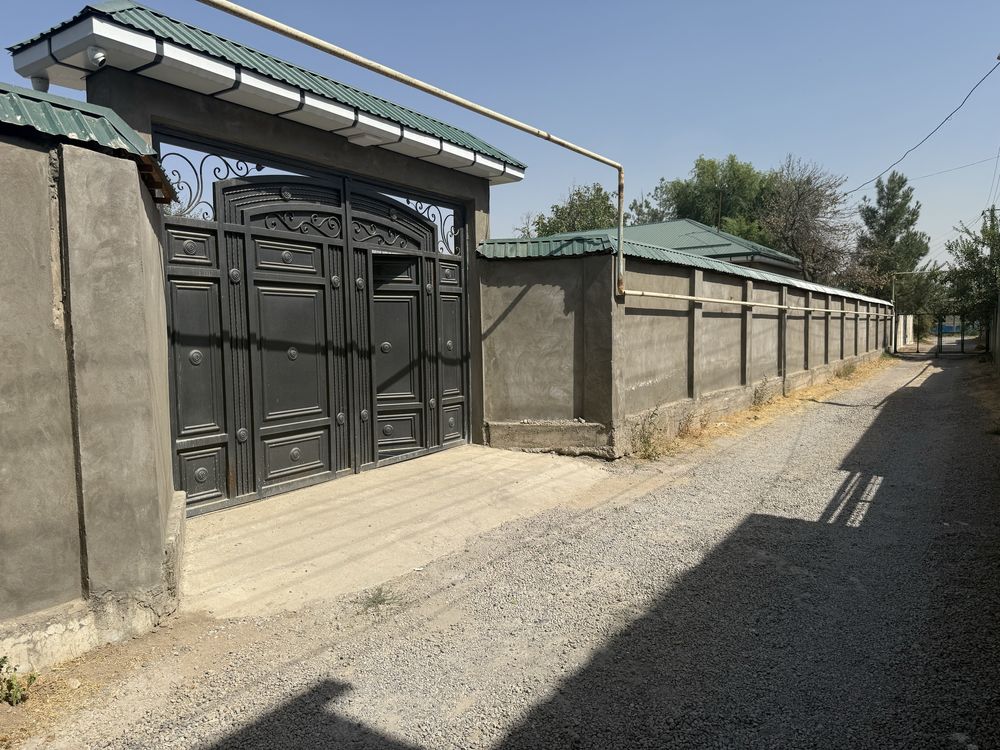Dacha sotiladi azadbash bustanlik rayoni