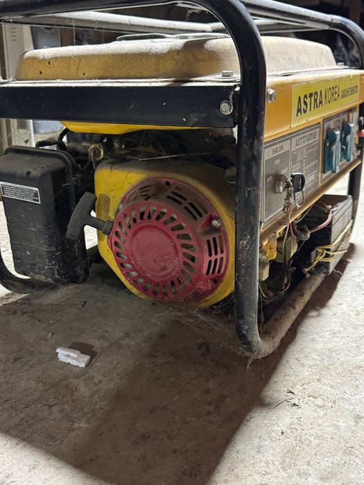 Astra Korea AST3700DXE бензогенератор