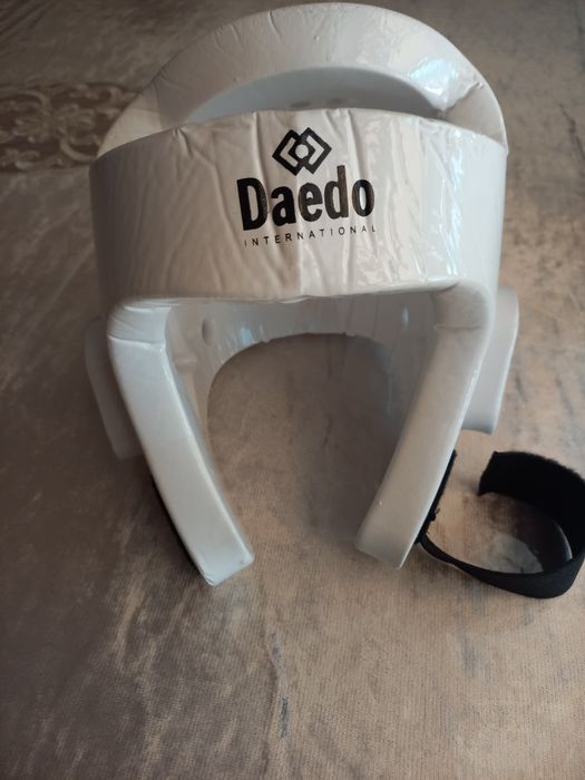 Шлем белый Daedo