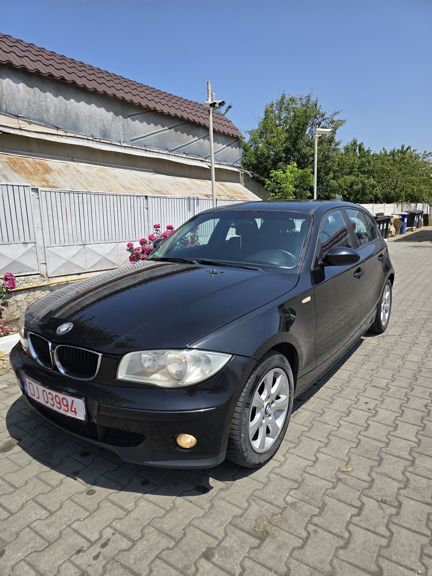 Vând sau schimb Bmw Seria 1