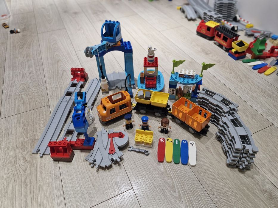Trenul Marfar lego duplo 10875