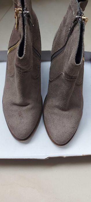 Три чифта кожени ботуши и боти