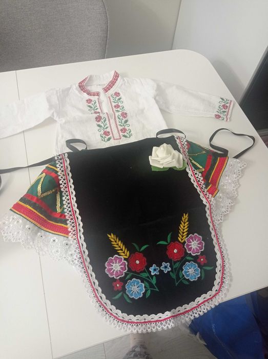 Бебешка носия за момиче