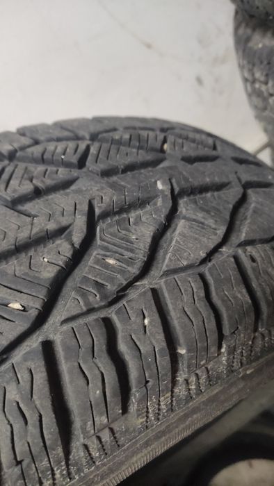 Зимни гуми Kormoran 215/65 R16