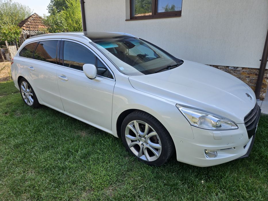 Peugeot 508 SW 2011