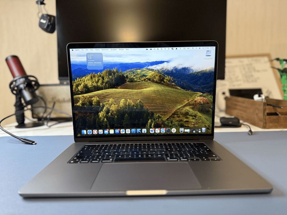 MacBook Air 15” M3 | 16GB RAM | 512GB SSD