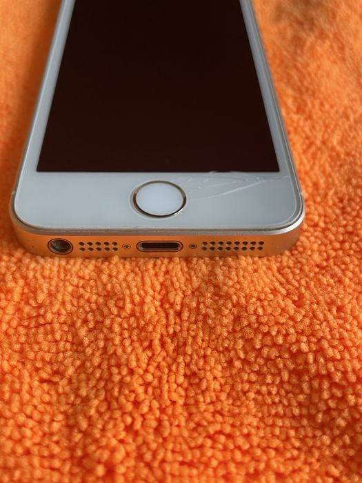 Telefon Iphone SE