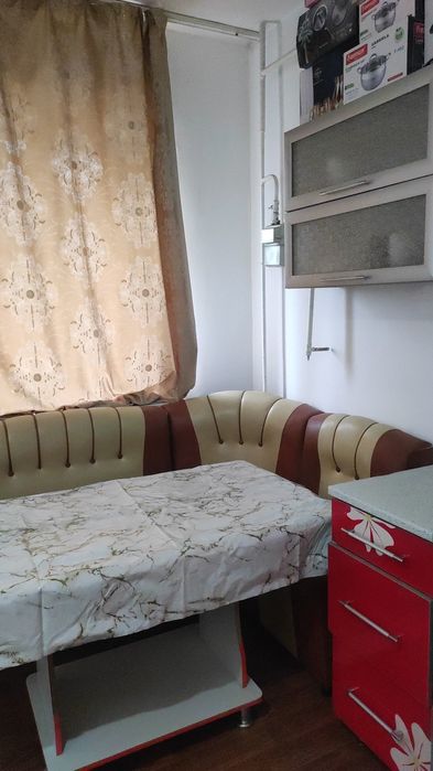 Продам обеденную зону