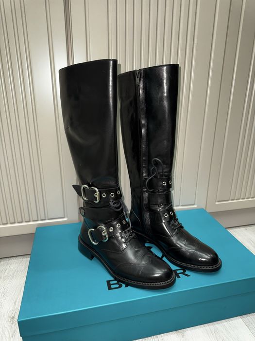 Зимний ботинка.