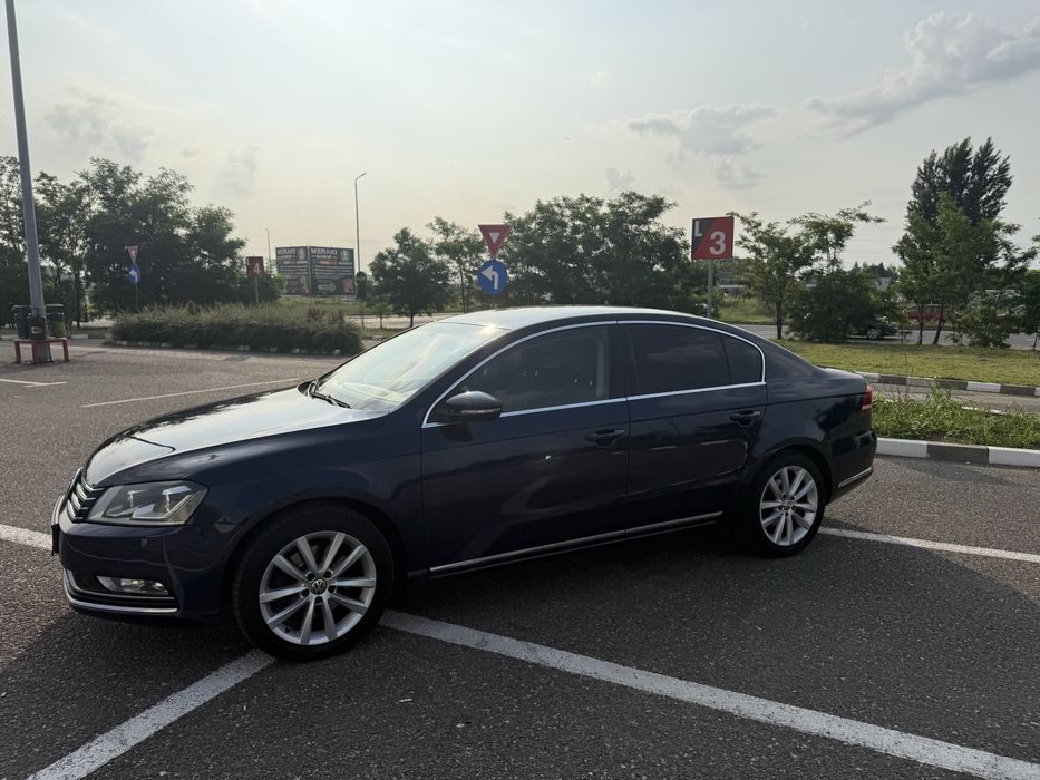 VW Passat Highline 4Motion 2.0 TDI - Intretinut, dotari premium