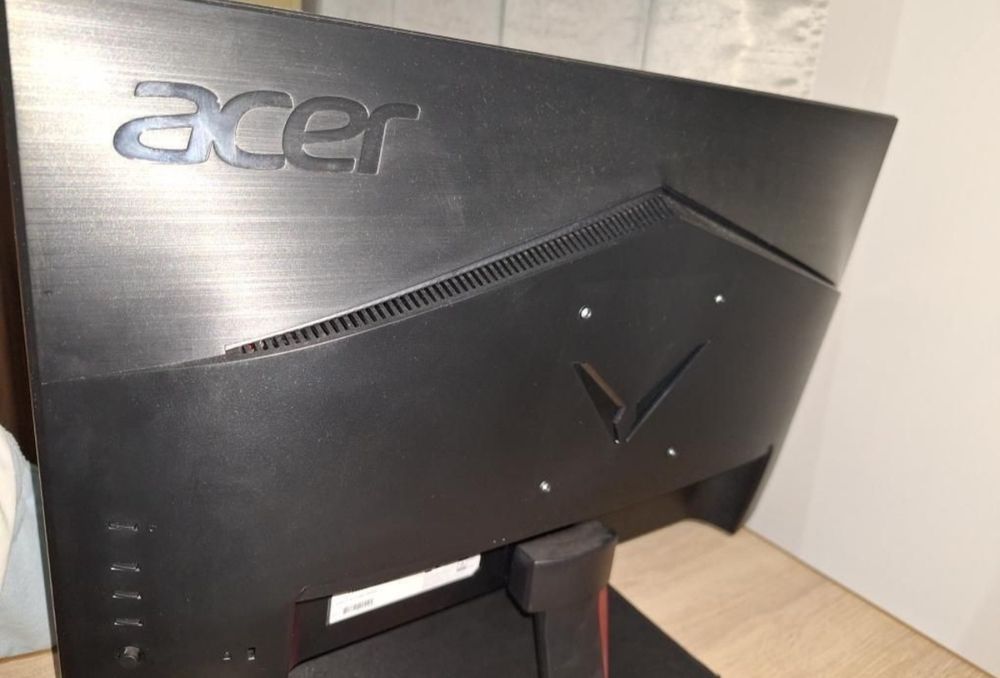 Vând monitor Acer 120hz impecabil