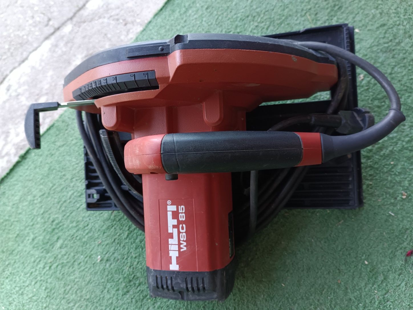 Circular Hilti WSC85