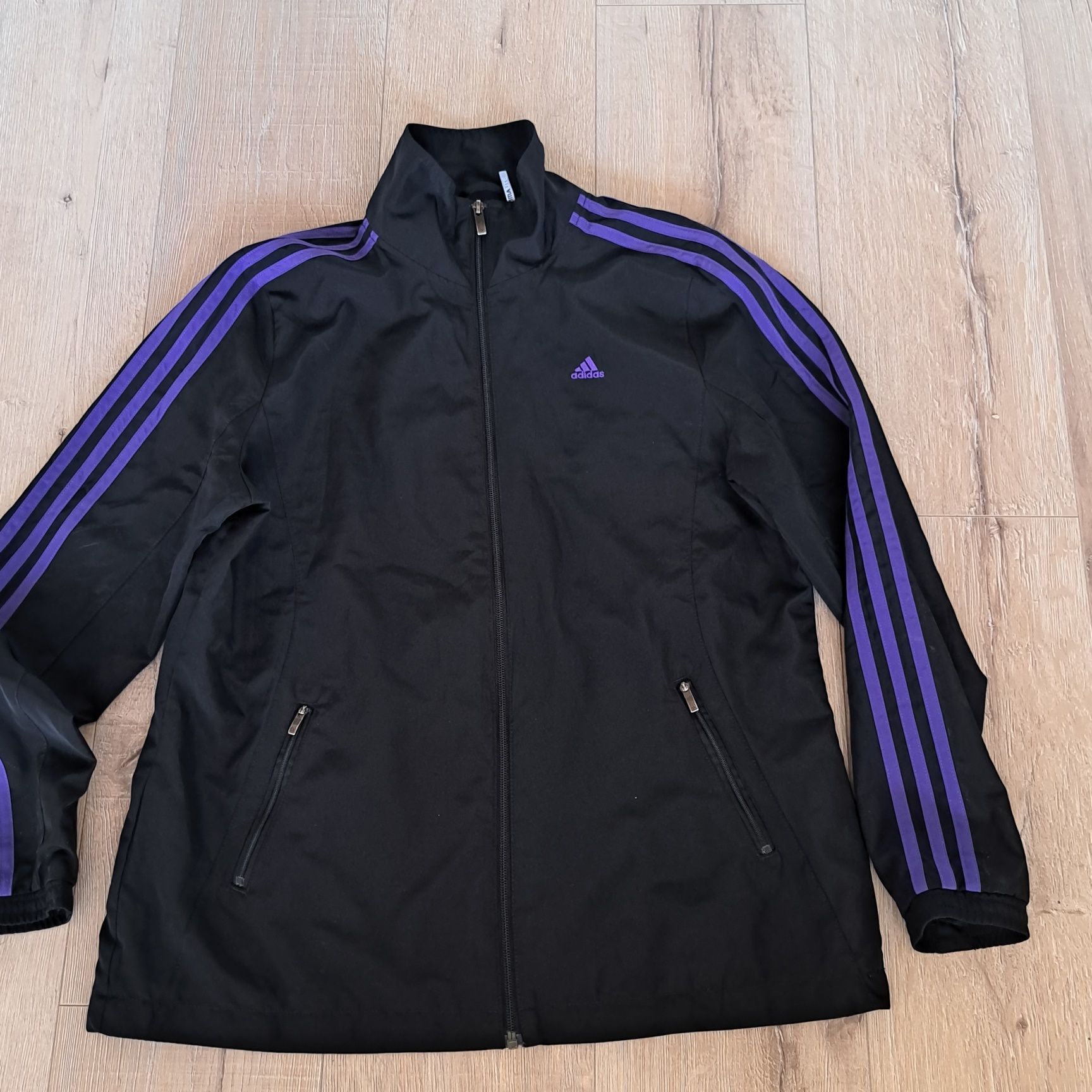 Adidas дамско спортно яке . Лот