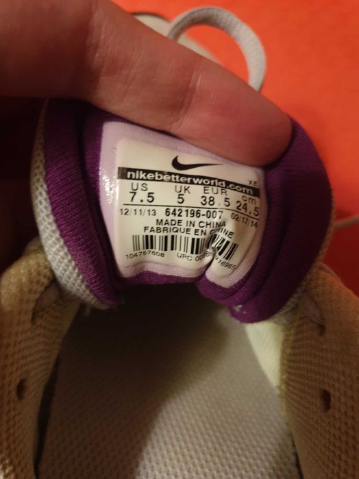 Маратонки на Nike - Номер 38.5