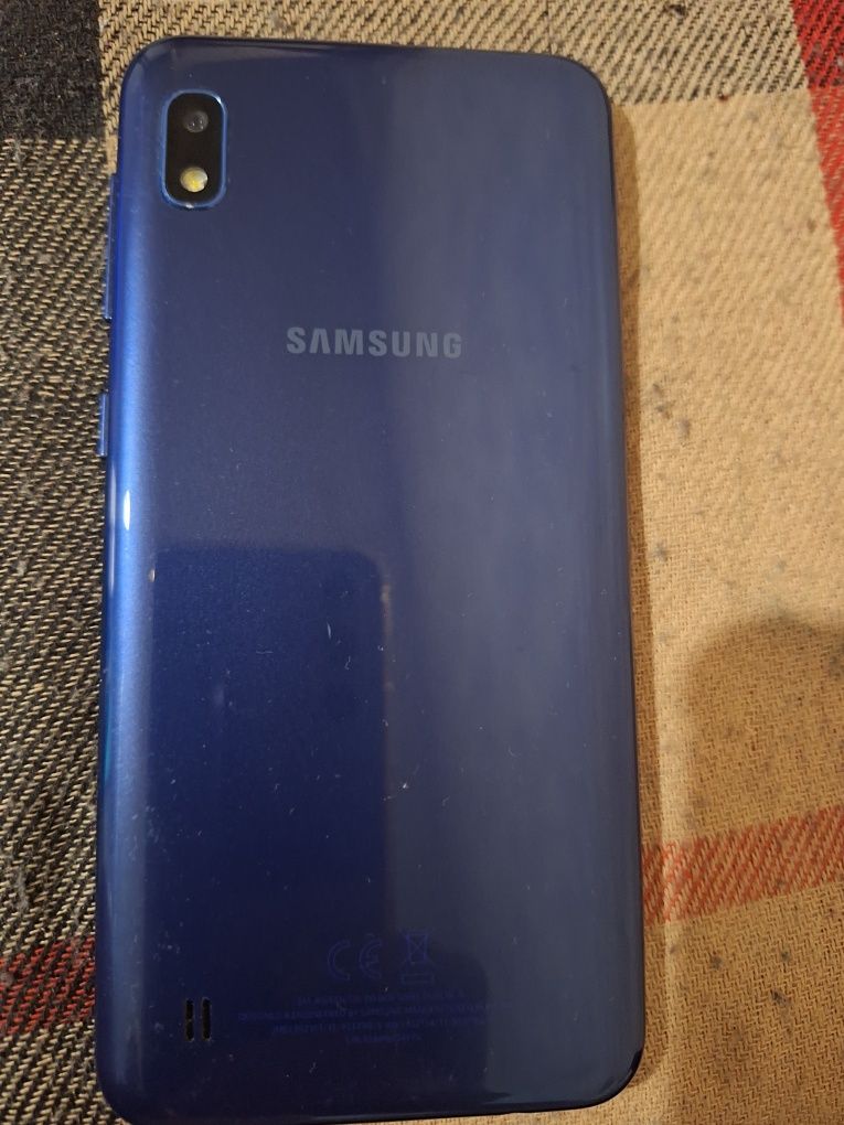 Продава се Samsung A 10