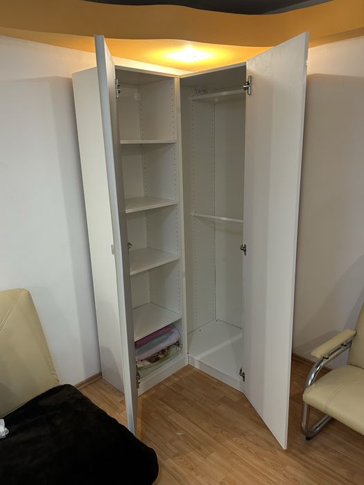 Dulap coltar cu oglinda