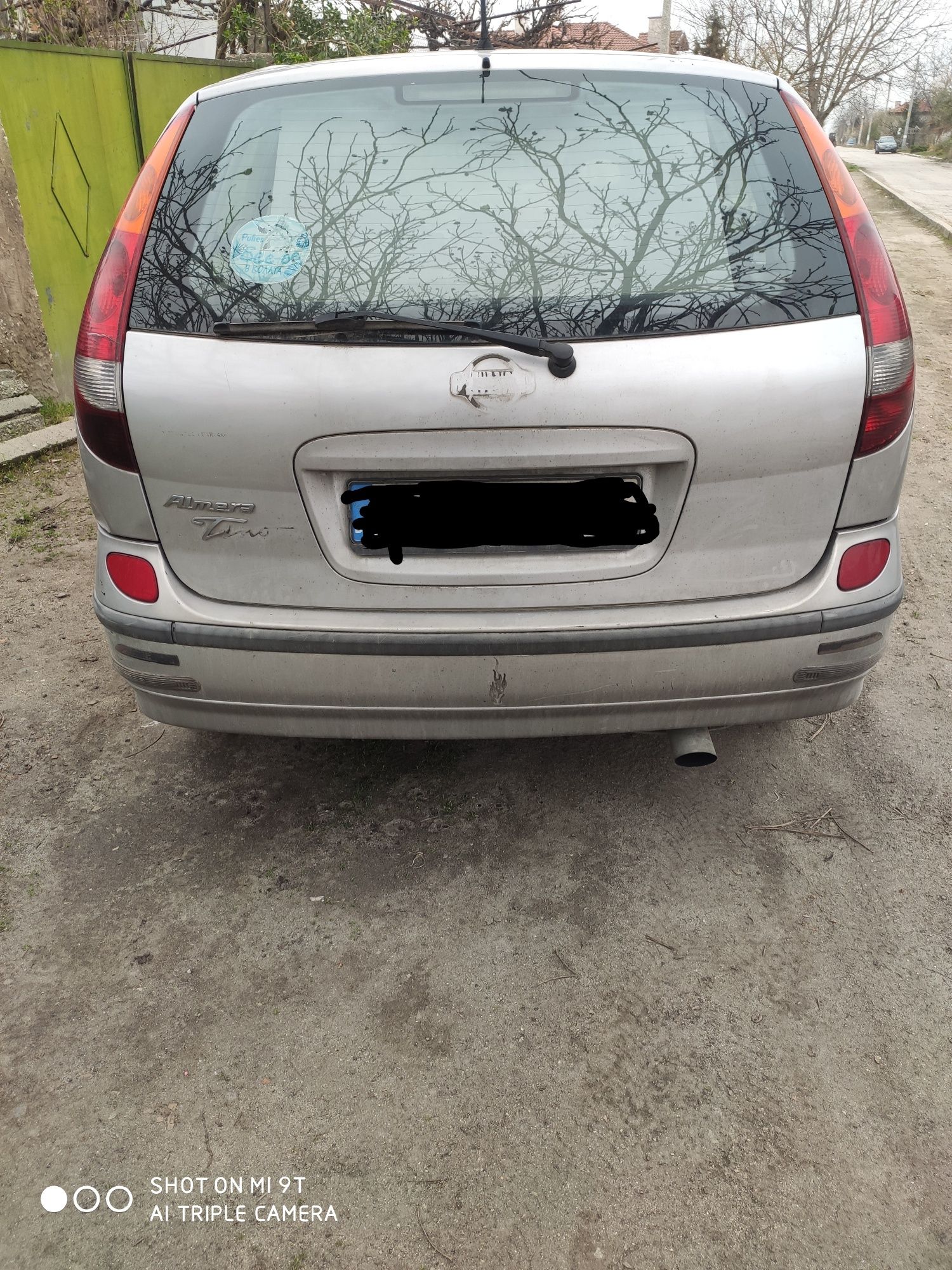 Nissan Almera Tino 2.2d на части
