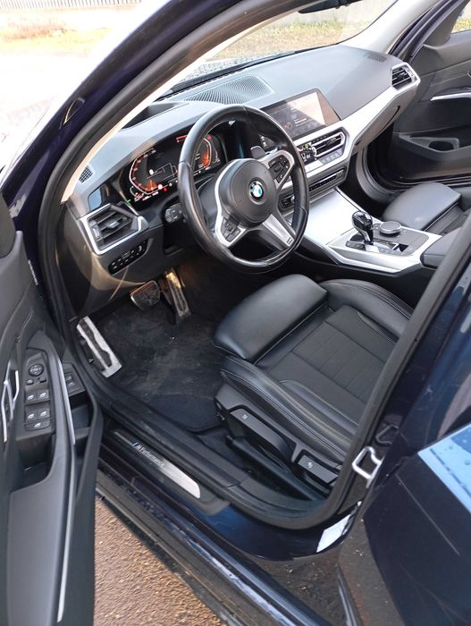 De vanzare BMW seria 3  320D anul 2019 luna 11, Pret 19800 Euro.