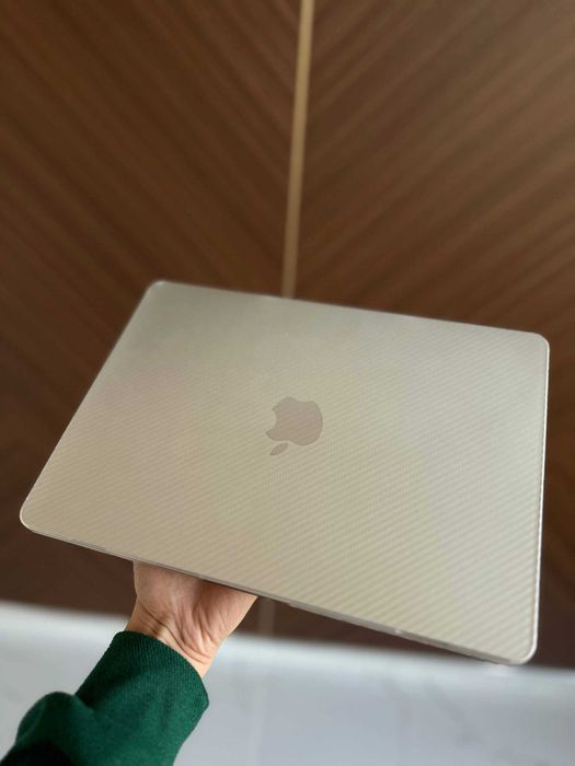 MacBook Air m3 16gb