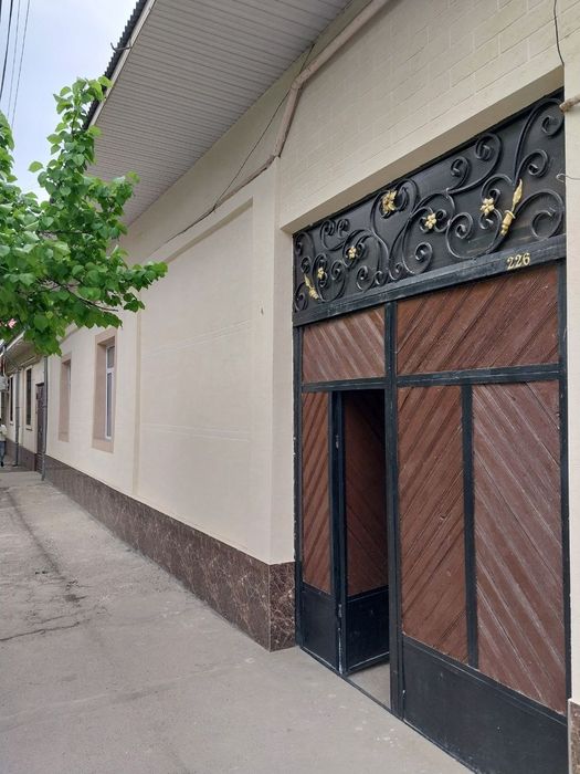 Уй сотилади. Продаётся дом.