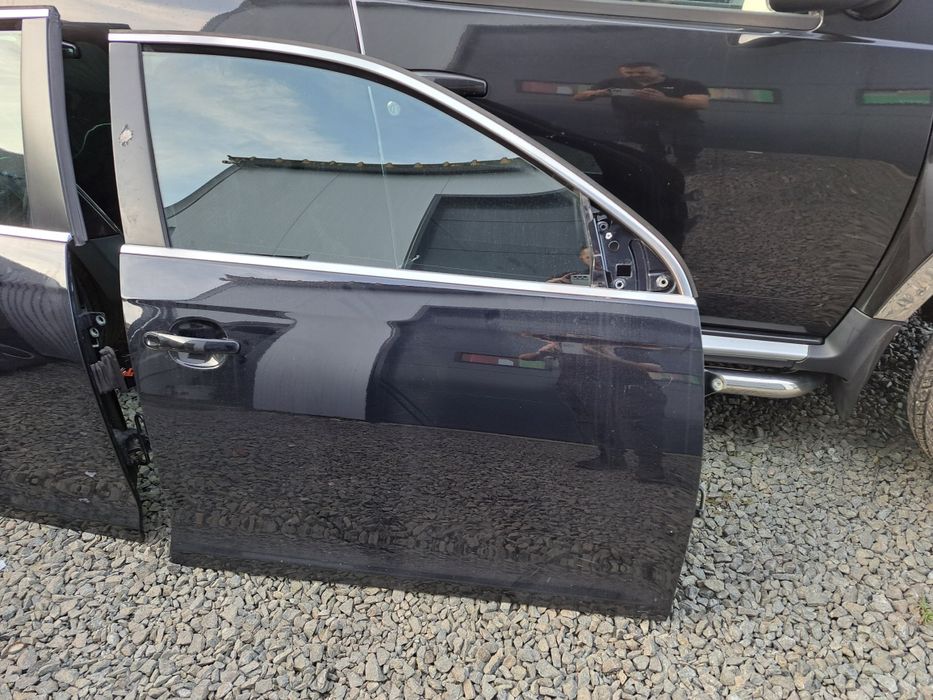 Usa usi dreapta stanga  VW Golf 6 break culoare negru LC9X sau L041