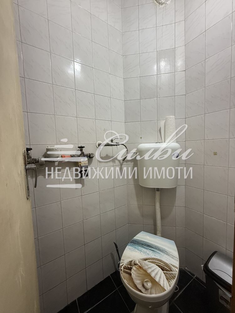 Четиристаен ТУХЛЕН апартамент - кв. Дивизионна болница!