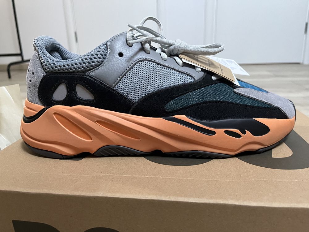 Yeezy Boost 700 Wash Orange (2021)