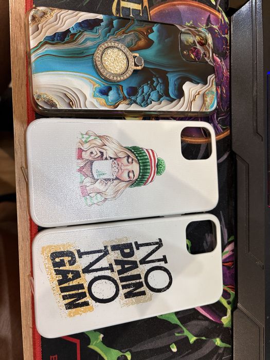 Iphone 11 pro max кейсове
