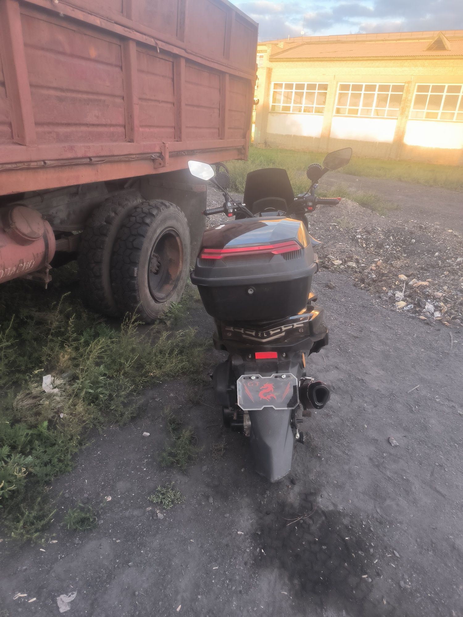 Скутер 180, куб макси