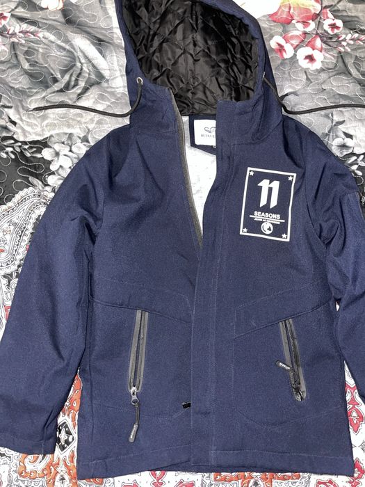 Куртка осений и весений на 8/9 лет