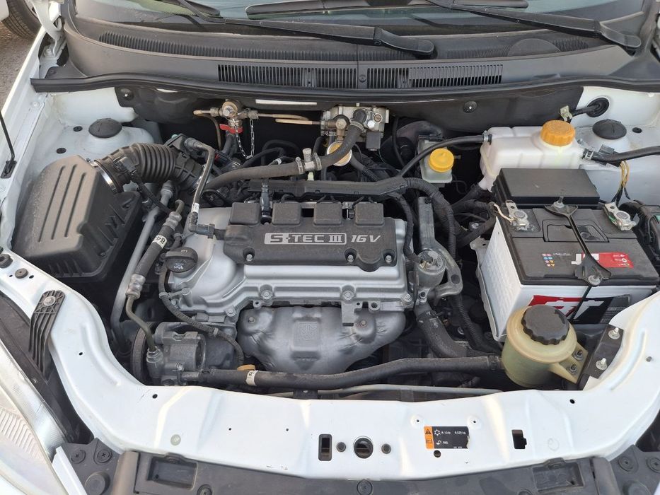 Нексия 3 автомат 2018-йил метанда