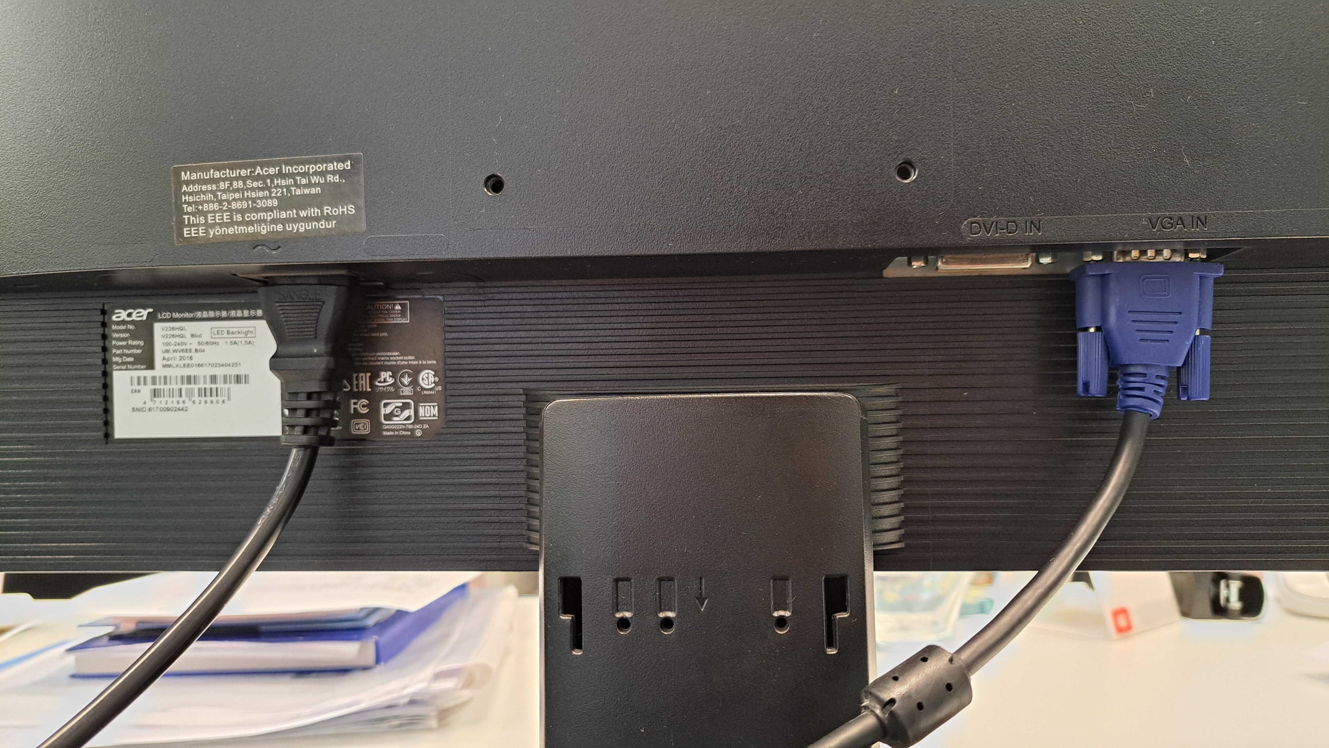 Монитор ACER V226HQL