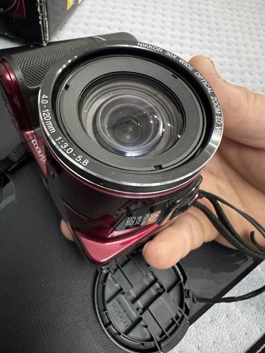 Цифровой фотоопарат Nikon