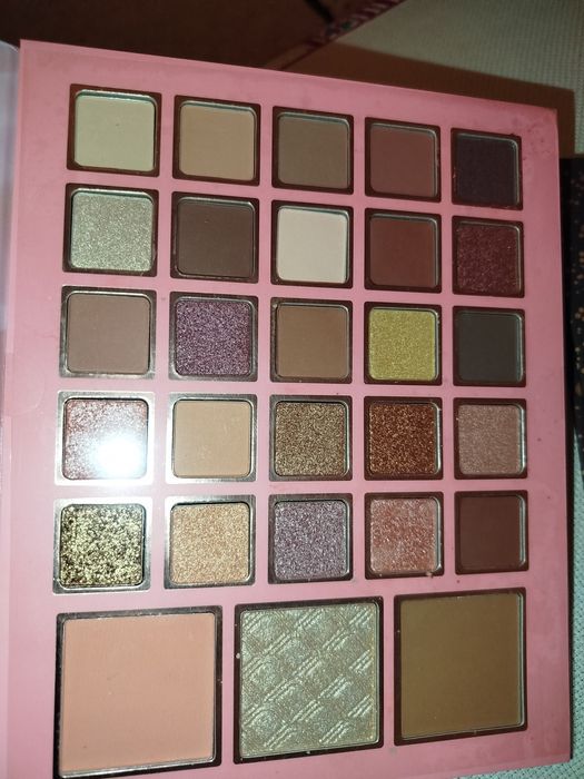 Нови палитри bellapiere