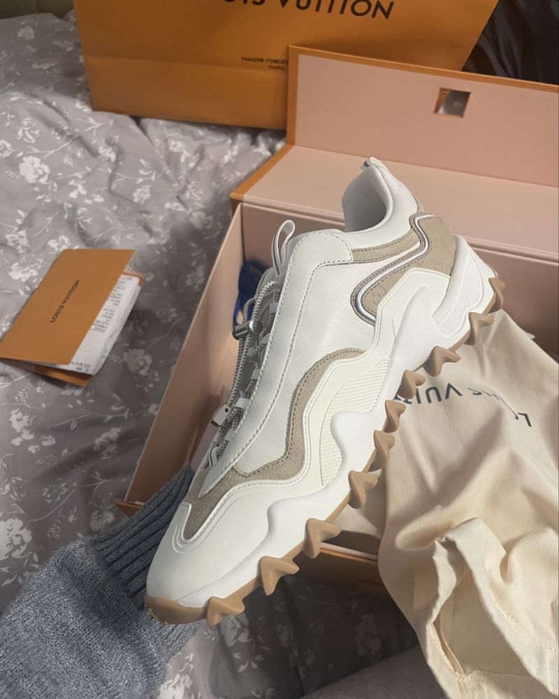 Дамски оригинални обувки Louis Vuitton Sneakers