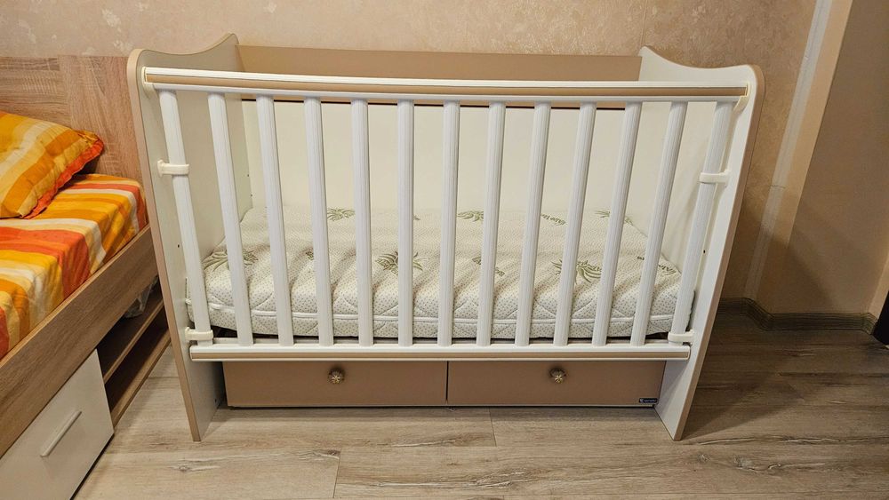 Кошара с чисто нов матрак